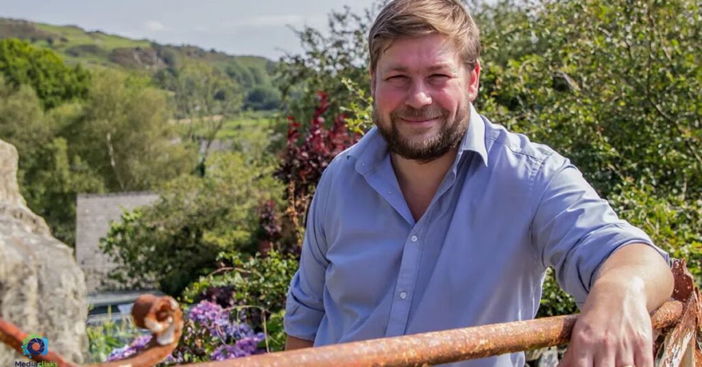 What Is Angus Ashworth Doing Now?